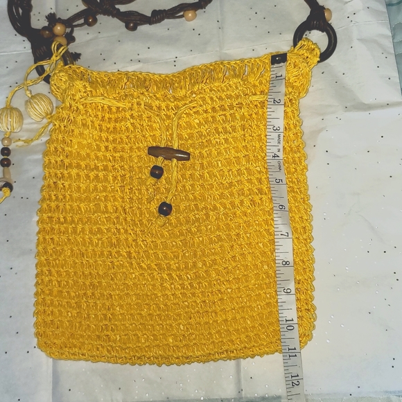 Sun n Sand Handbag Crossbody Yellow-Gold Straw/Crochet Pattern Style - Picture 9 of 11